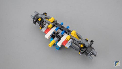 42077 B PF 037