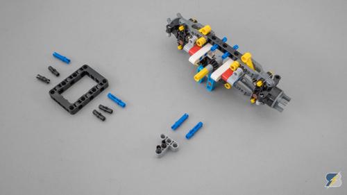 42077 B PF 039
