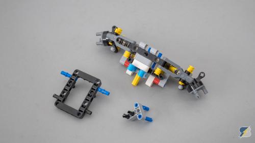 42077 B PF 042