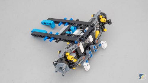 42077 B PF 049