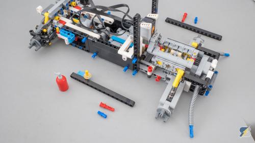 42077 B PF 113