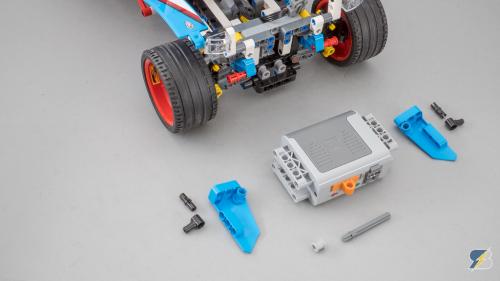 42077 B PF 211