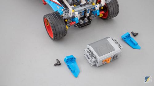 42077 B PF 213