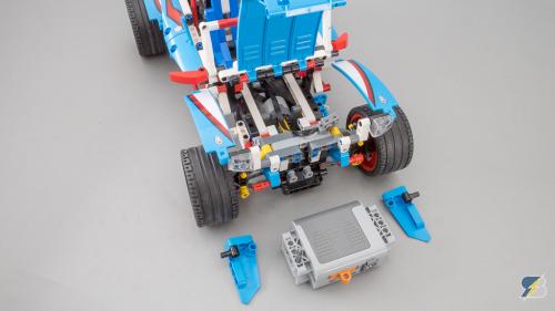 42077 B PF 215
